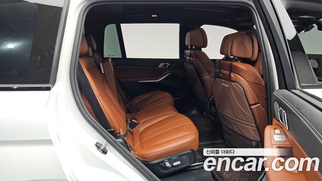 BMW X7 (G07) xDrive 40i M Sport 7STR 2025 — фото 15