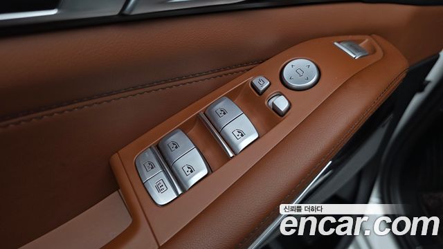 BMW X7 (G07) xDrive 40i M Sport 7STR 2025 — фото 37