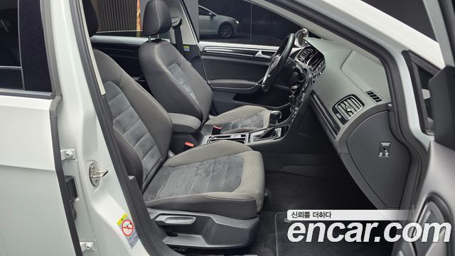 Volkswagen Golf (VII) 1.4 TSI 2016 — фото 16