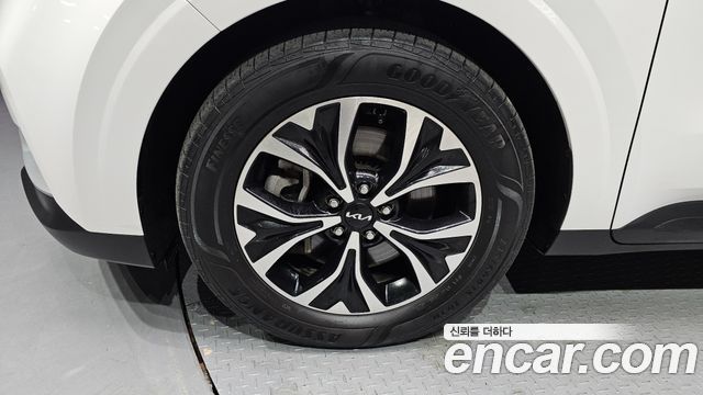Kia Carnival (IV) Diesel 9-Seater Prestige 2023 — фото 5