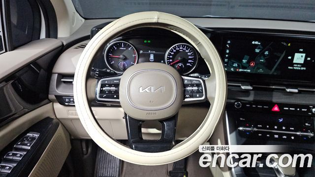 Kia Carnival (IV) Diesel 9-Seater Prestige 2023 — фото 12