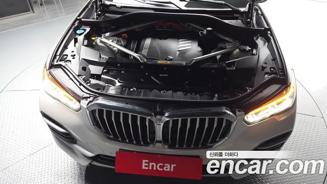 BMW X5 (G05) xDrive 45e xLine 2022 — фото 6