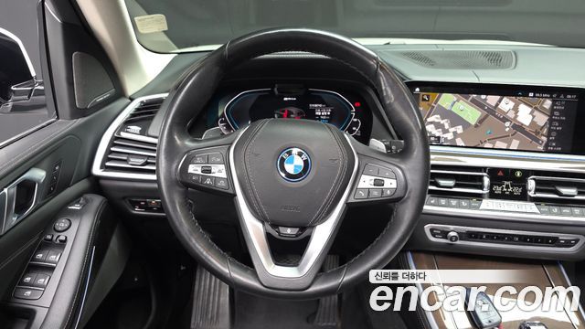BMW X5 (G05) xDrive 45e xLine 2022 — фото 13