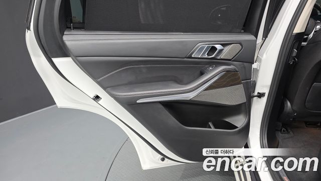 BMW X5 (G05) xDrive 45e xLine 2022 — фото 25