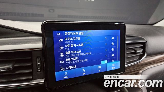 Ford Explorer (VI) 2.3 LimIted 4WD 2020 — фото 15