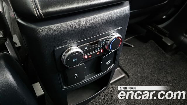 Ford Explorer (VI) 2.3 LimIted 4WD 2020 — фото 18