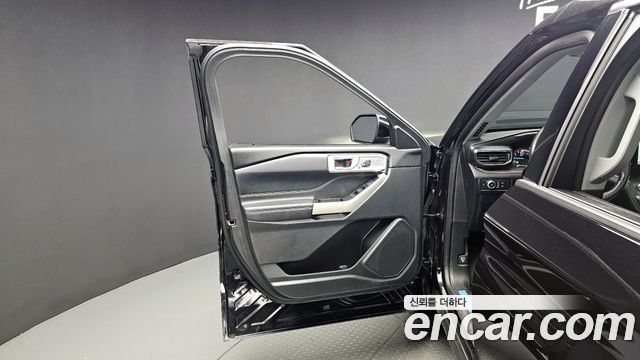 Ford Explorer (VI) 2.3 LimIted 4WD 2020 — фото 24