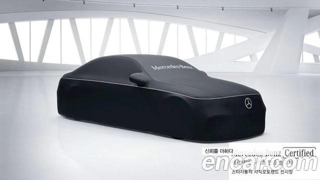 Mercedes-Benz EQB (X243) EQB300 4MATIC AMG Line 2026 — фото 1