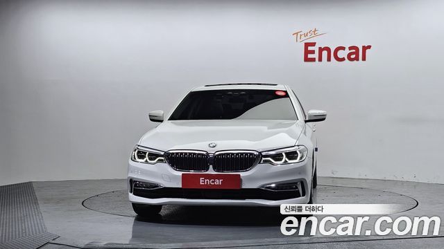BMW 5 Series (G30) 530i Luxury Plus 2018 — фото 3