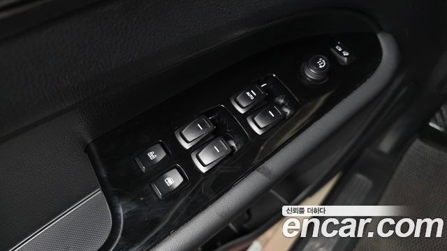 KG Mobility (SsangYong) Rexton Sports Khan Diesel 2.2 4WD Culman Prestige 2024 — фото 29