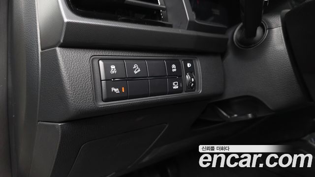 KG Mobility (SsangYong) Rexton Sports Khan Diesel 2.2 4WD Culman Prestige 2024 — фото 33