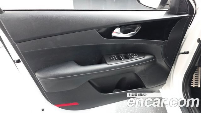 Kia K3 (II) 1.6 Prestige 2024 — фото 30