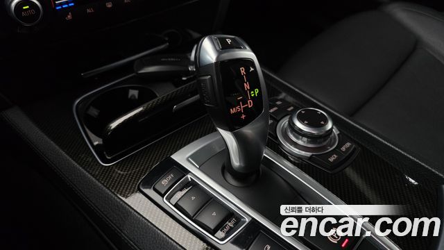 BMW 7 Series (F01) 750Li xDrive 2013 — фото 9