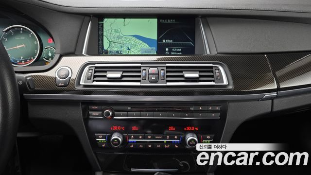 BMW 7 Series (F01) 750Li xDrive 2013 — фото 18