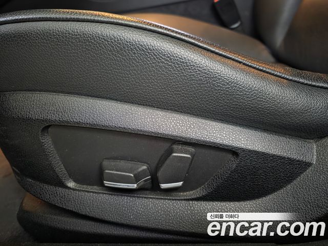 BMW 5 Series (F10) 528i 2011 — фото 22