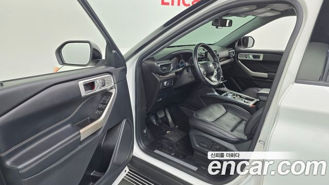 Ford Explorer (VI) 2.3 LimIted 4WD 2022 — фото 10