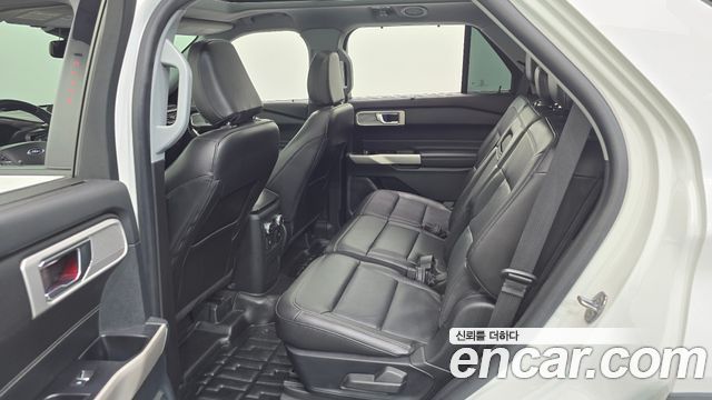 Ford Explorer (VI) 2.3 LimIted 4WD 2022 — фото 11