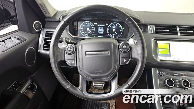 Land Rover Range Rover Sport (II) 5.0 SVR 2017 — фото 17