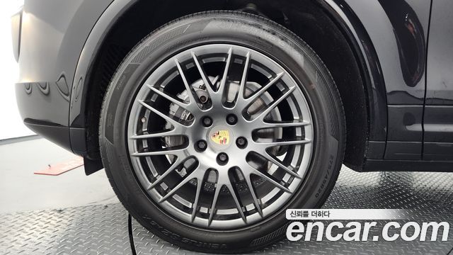 Porsche Cayenne 3.0 Diesel Platium Edition 958 2017 — фото 5