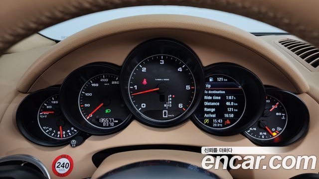 Porsche Cayenne 3.0 Diesel Platium Edition 958 2017 — фото 8
