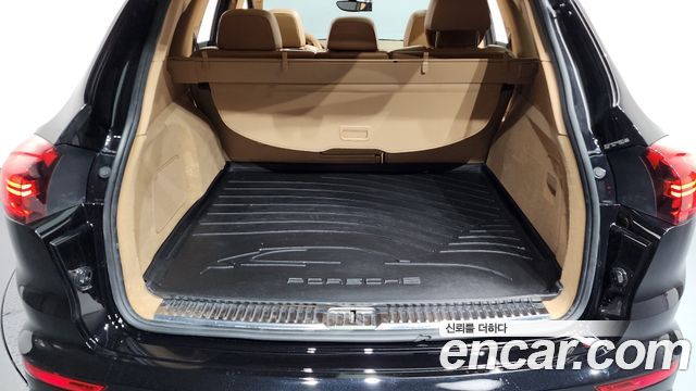 Porsche Cayenne 3.0 Diesel Platium Edition 958 2017 — фото 17