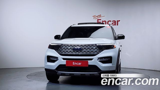 Ford Explorer (VI) 2.3 LimIted 4WD 2022 — фото 3