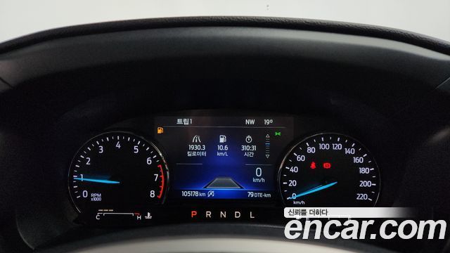 Ford Explorer (VI) 2.3 LimIted 4WD 2022 — фото 8