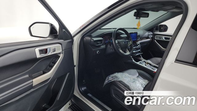 Ford Explorer (VI) 2.3 LimIted 4WD 2022 — фото 10