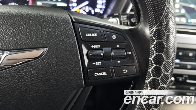 Genesis G80 3.3 GDI Luxury 2017 — фото 16