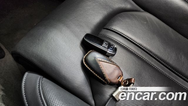 Audi A8 50 TDI Quattro D4 2015 — фото 19