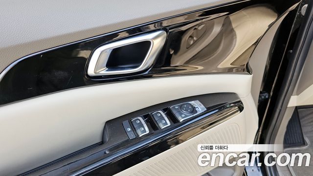 Kia Carnival (IV) Gasoline 9-Seater Noblesse 2023 — фото 17