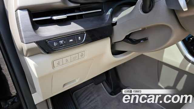 Kia Carnival (IV) Gasoline 9-Seater Noblesse 2023 — фото 20