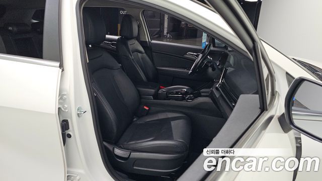 Kia Sportage Hybrid (V) Prestige 2WD 2023 — фото 16