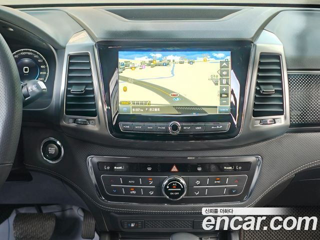 KG Mobility (SsangYong) Rexton Sports Diesel 2.2 4WD Prestige 2023 — фото 18