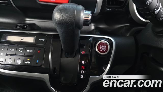 Honda N-BOX 0.6 2WD 2016 — фото 9