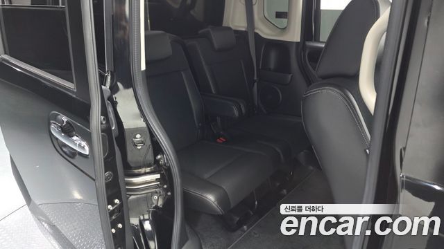 Honda N-BOX 0.6 2WD 2016 — фото 15