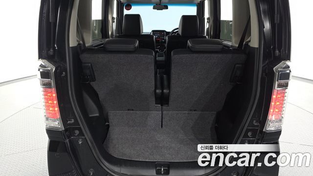 Honda N-BOX 0.6 2WD 2016 — фото 24