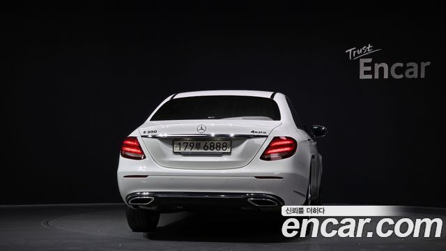 Mercedes-Benz E-Class (W213) E300 4MATIC Exclusive 2020 — фото 4