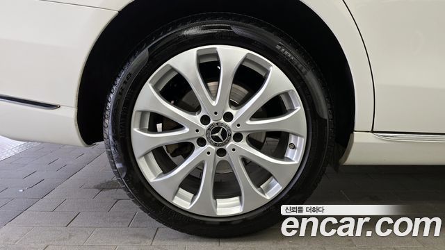 Mercedes-Benz E-Class (W213) E300 4MATIC Exclusive 2020 — фото 5