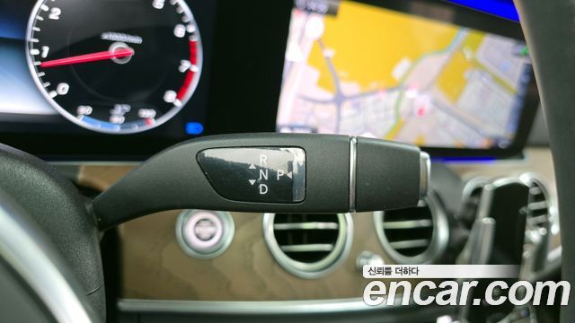 Mercedes-Benz E-Class (W213) E300 4MATIC Exclusive 2020 — фото 9