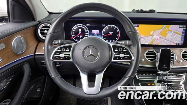 Mercedes-Benz E-Class (W213) E300 4MATIC Exclusive 2020 — фото 13