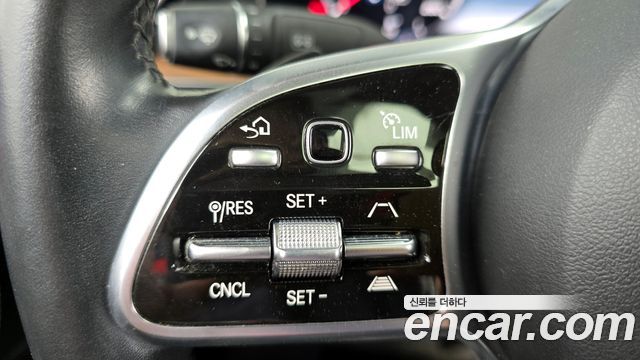 Mercedes-Benz E-Class (W213) E300 4MATIC Exclusive 2020 — фото 31