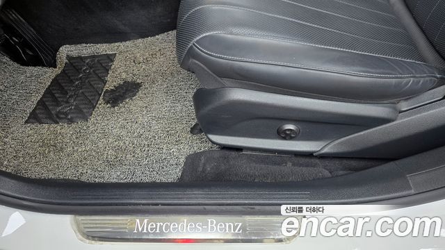 Mercedes-Benz E-Class (W213) E300 4MATIC Exclusive 2020 — фото 33