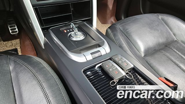 Land Rover Discovery Sport 2.0 TD4 SE 2017 — фото 9