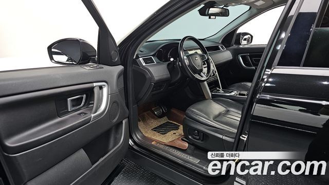 Land Rover Discovery Sport 2.0 TD4 SE 2017 — фото 10