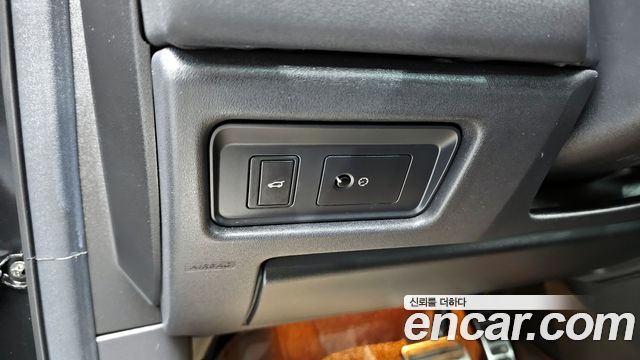Land Rover Discovery Sport 2.0 TD4 SE 2017 — фото 27