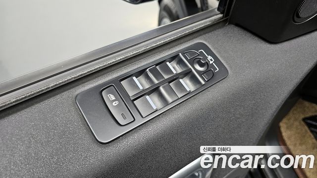 Land Rover Discovery Sport 2.0 TD4 SE 2017 — фото 30