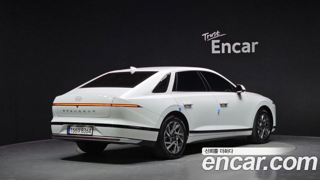 Hyundai Grandeur (GN7) 2,5 Gasoline 2WD Premium 2025 — фото 2