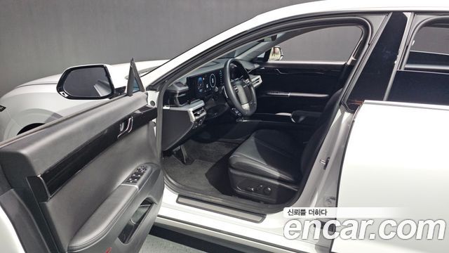 Hyundai Grandeur (GN7) 2,5 Gasoline 2WD Premium 2025 — фото 10