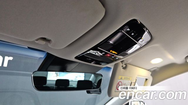 Hyundai Grandeur (GN7) 2,5 Gasoline 2WD Premium 2025 — фото 18